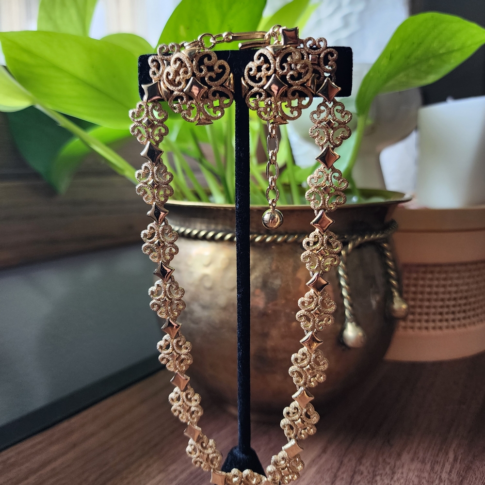 Avon Gold Filigree Necklace and Earrings Set